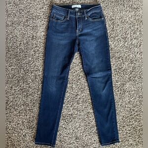 NWOT Tamara Kancan jeans. Bought from Wild Oak Boutique. Stretch.